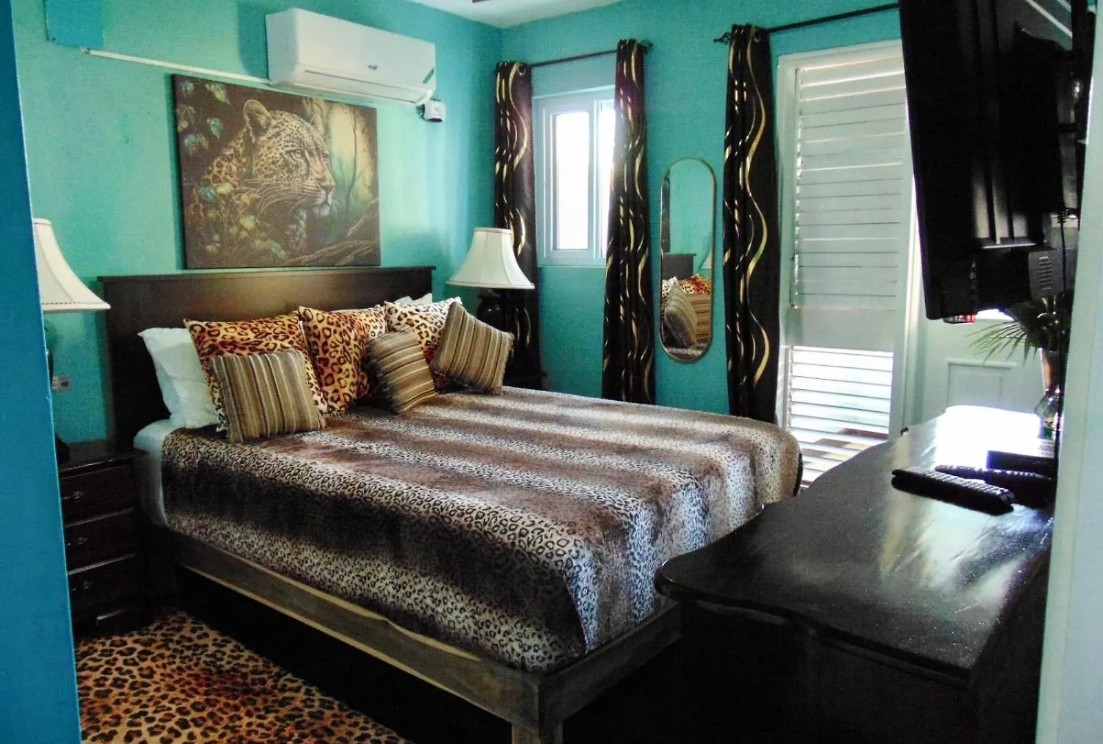 Seaside 2 Bedroom Oasis At 7 Miles Beach, Negril, Point Village 0*, Negril